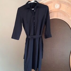 J.Mclaughlin knee length shirt dress with 3/4 sleeves and belt